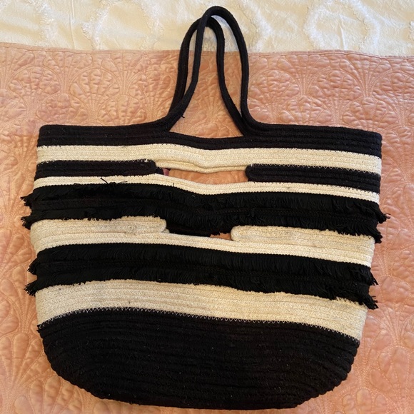 Stella & Dot Taj Tote Bag - Picture 2 of 4